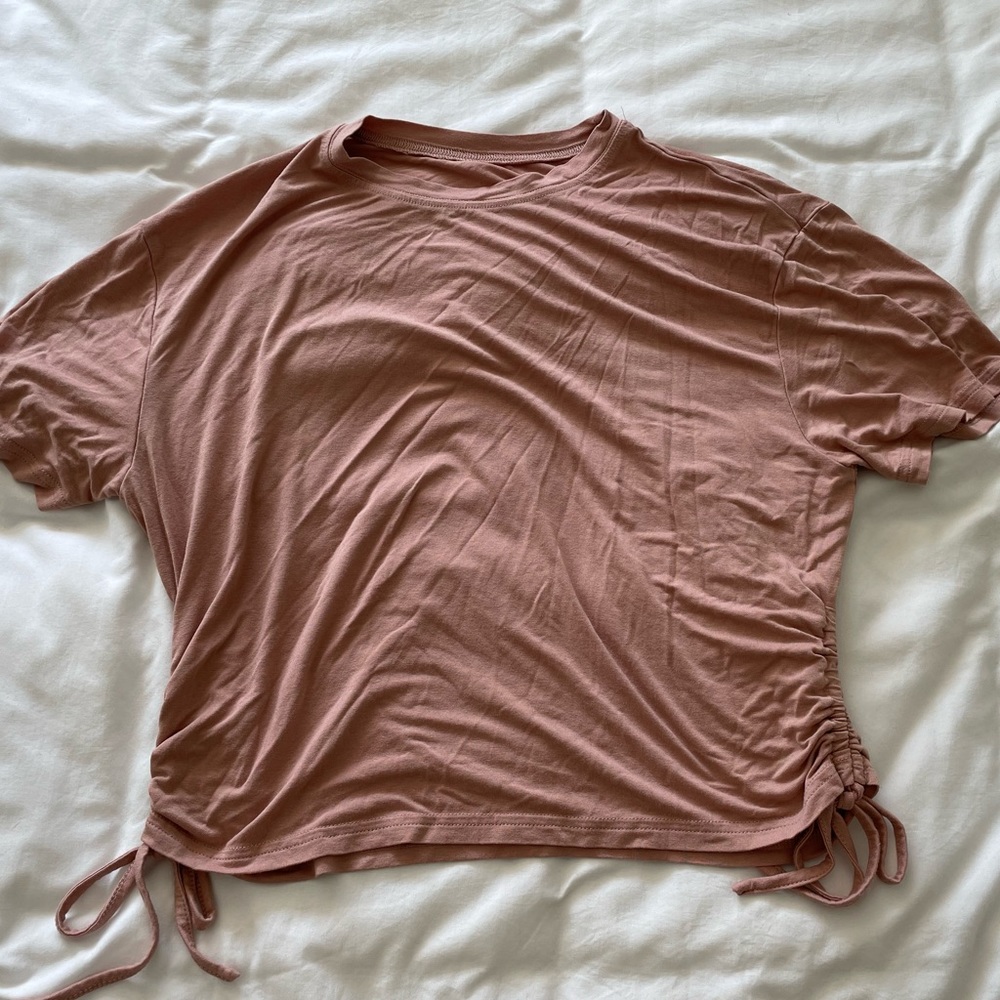 Nude-peach Synched Tee